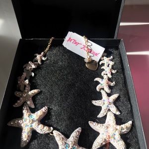 Betsey Johnson STARFISH STATEMENT NECKLACE